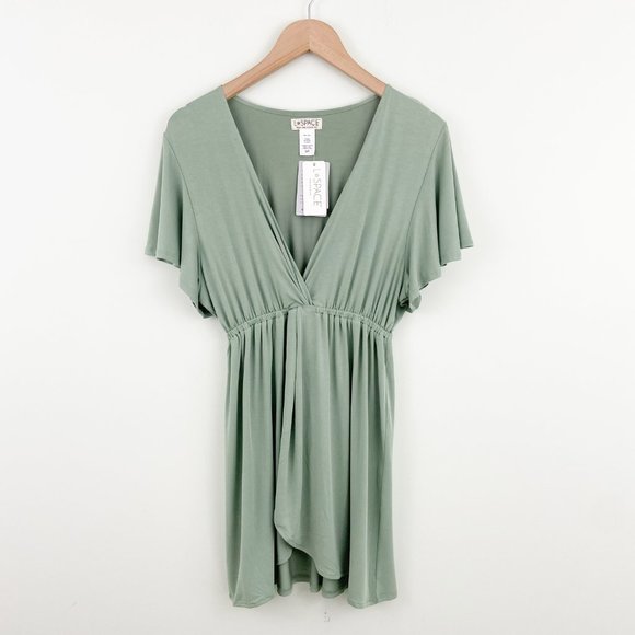 🌺SOLD🌺 L*Space | Lana Flowy Short Sleeve V-Neck Cover Up Mini Dress Olive - Picture 5 of 9